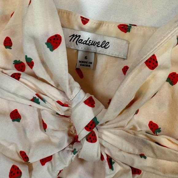 Madewell Worn-Once Women’s Adjustable Strawberry & Cream Top with Bow & Cutout - Picture 4 of 9